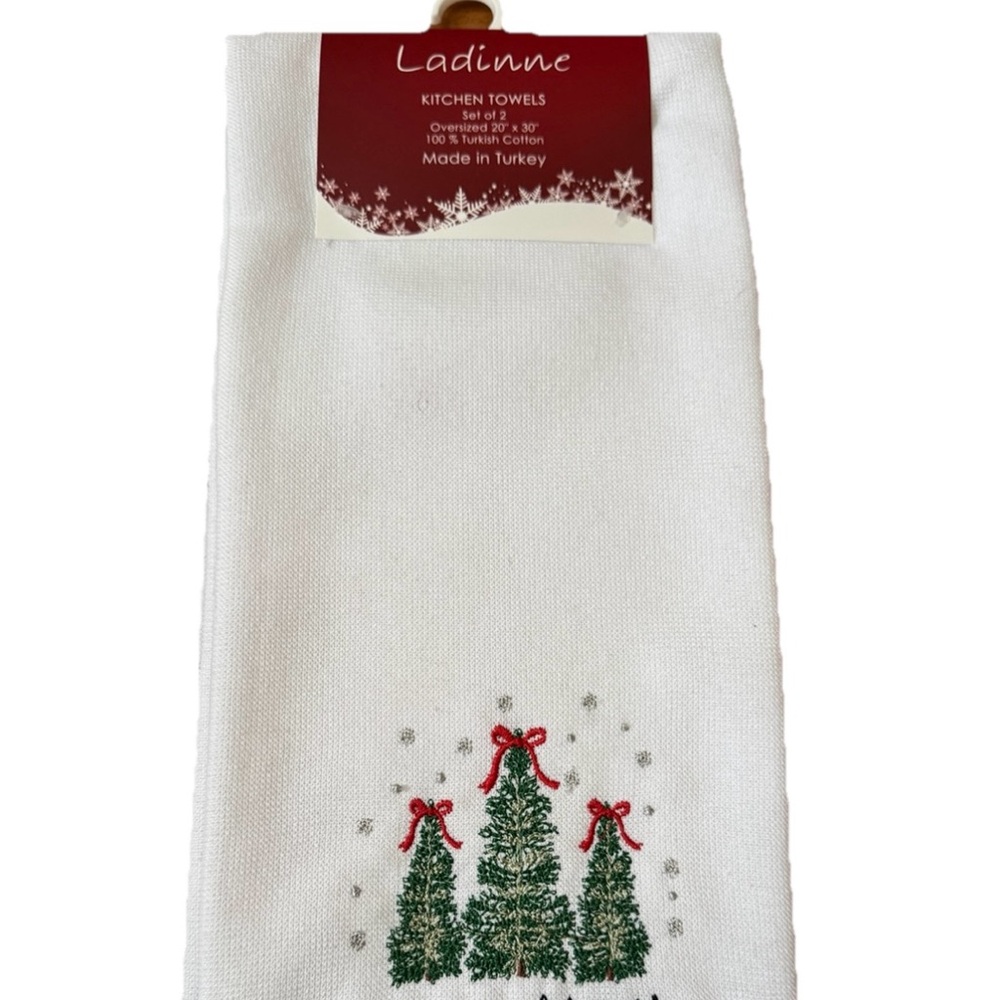 Christmas Ladinne Kitchen Towels Set Of 2 Oversized 20”x30” 100% Turkish Cotton
